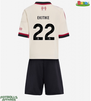 Liverpool Hugo Ekitike #22 Bortaställ Barn 2025-26 Kortärmad (+ Korta byxor)
